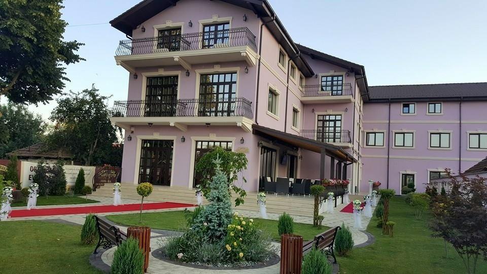 Marigab Aparthotel Turceni Exterior foto